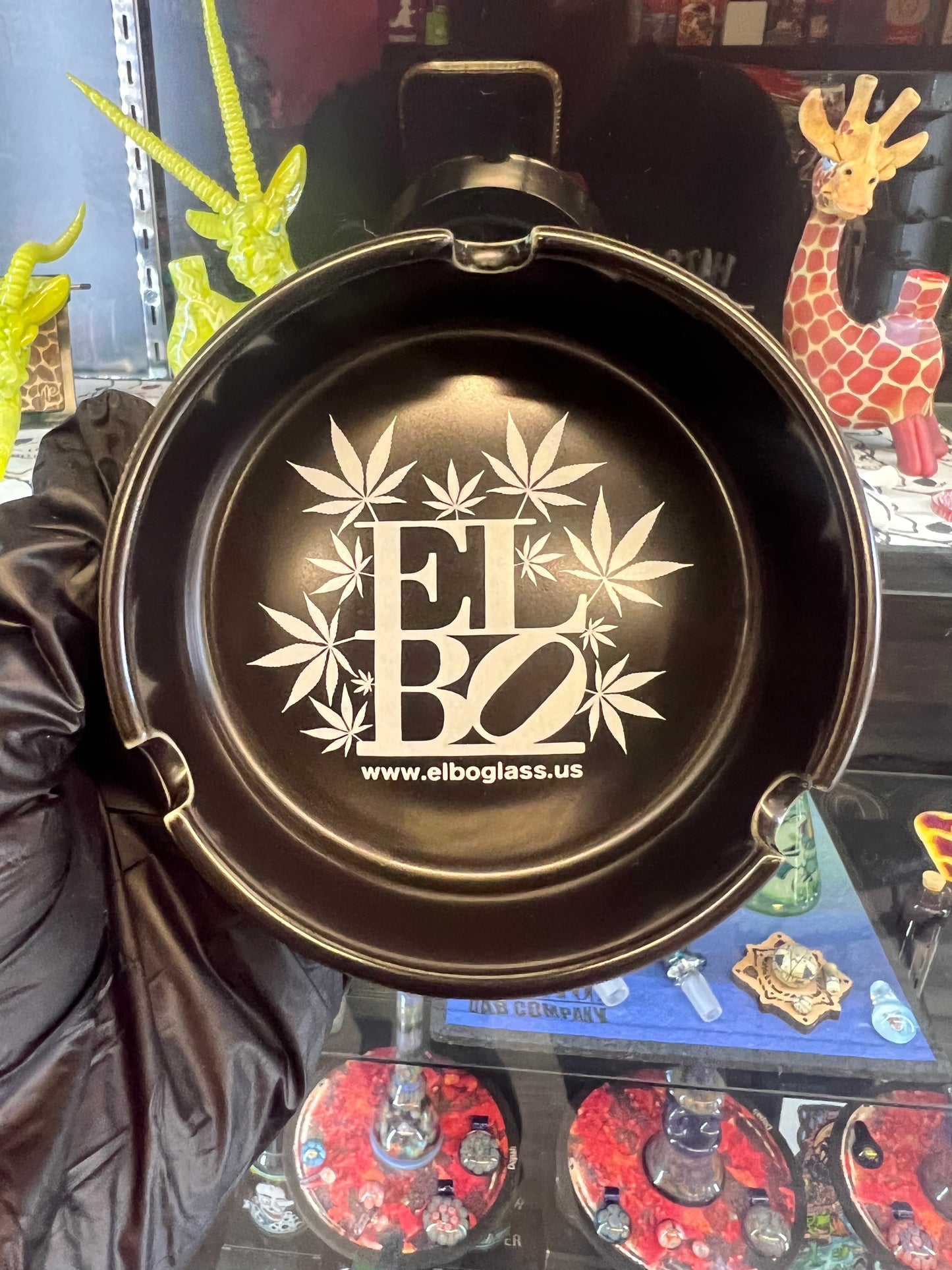 Elbo Ash Tray