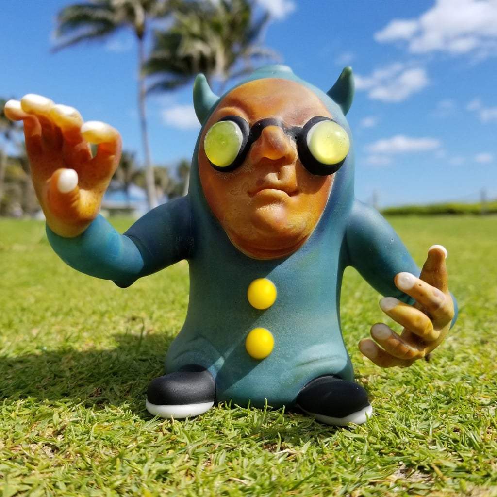 MINION MAN (BLUE) by ETHAN WINDY - Heady Glass